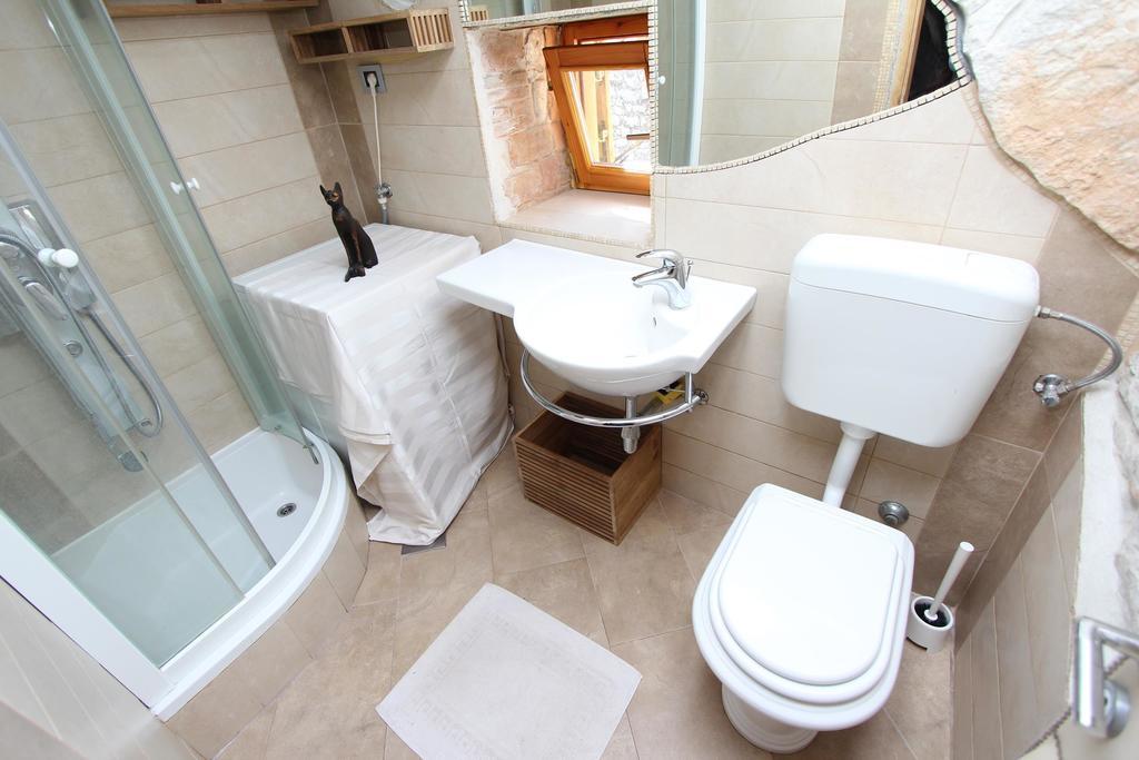 Apartment Midea ロヴィニ 部屋 写真